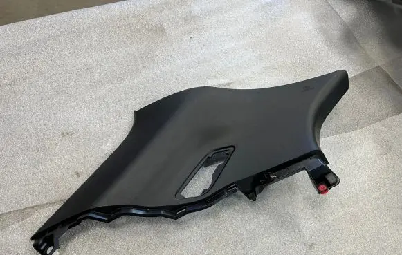 Lexus UX (C) pillar trim 6248076040