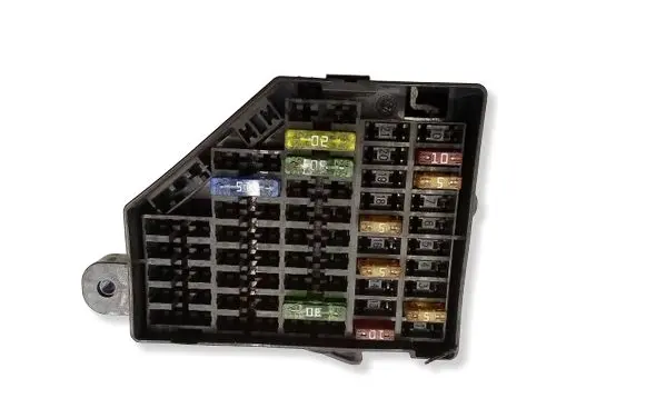 Volkswagen PASSAT B6 Fuse box set 3C1941824