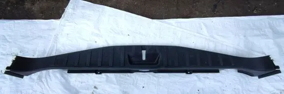 BMW X3 E83 Rear sill trim cover 52850610