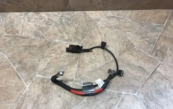 Mercedes-Benz C W204 Positive cable (battery) A2044402232