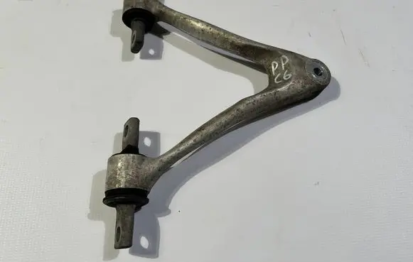 Chevrolet Corvette C6 Front upper control arm/wishbone 4275273