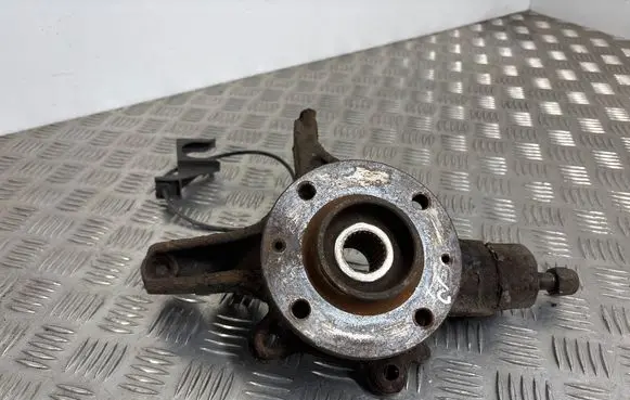 Citroen DS4 Front wheel hub