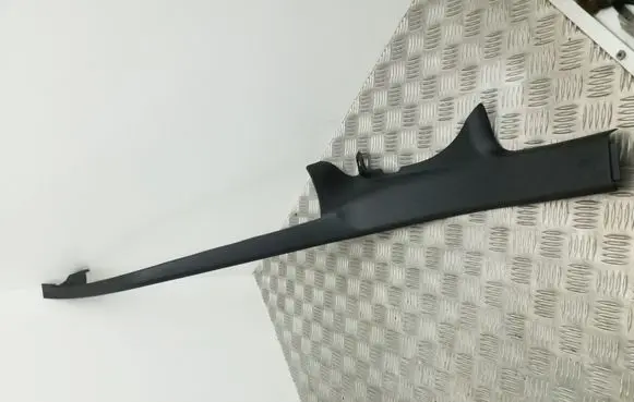 Skoda Octavia Mk2 (1Z) Rear seat side bottom trim 1Z5867766B