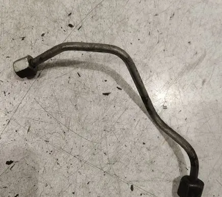 Peugeot 308 Fuel injector supply line/pipe 