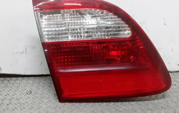 Mercedes-Benz E W211 Tailgate rear/tail lights A2118201364