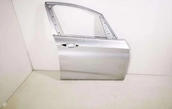 BMW 2 F46 Front door