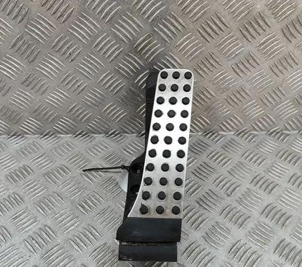 Mercedes-Benz GLE W167 Accelerator throttle pedal A1673000500
