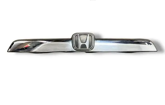 Honda CR-V Trunk door license plate light bar 74890SWWE010M1