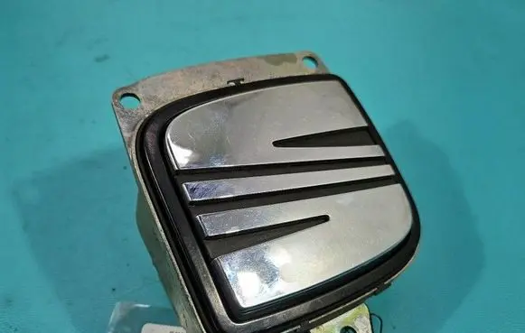 Seat Leon (1P) Tailgate/trunk/boot exterior handle 5P0827565C IMPRK1546108