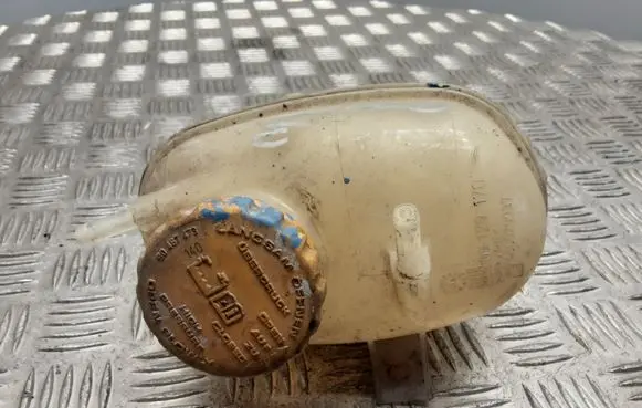 Opel Corsa C Coolant expansion tank/reservoir 09129170