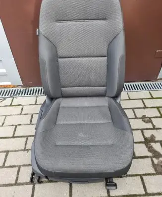 Front passenger seat
