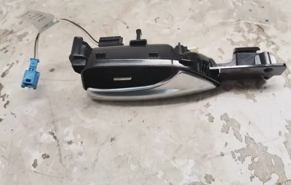 Mercedes-Benz GL X166 Rear door interior light A0009066900