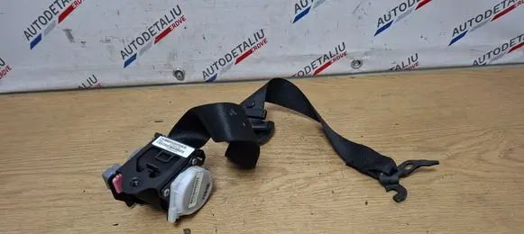 BMW X3 F25 Front seatbelt 7258431