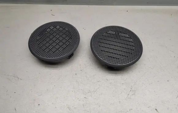 Side speaker trim/cover