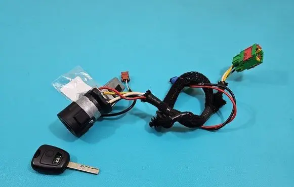 Peugeot 307 Ignition lock IMPRK1484799