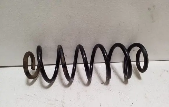 Audi Q3 8U Rear coil spring