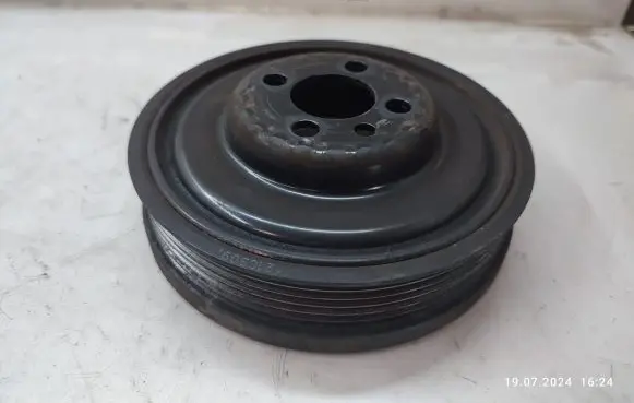 Audi A6 S6 C7 4G Crankshaft pulley 038105243