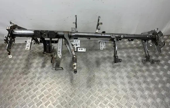Mitsubishi Outlander IV Dashboard cross member/frame bar 