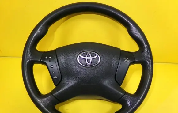 Toyota Avensis T220 Steering wheel