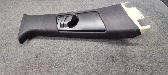 BMW X5 E53 (B) pillar trim (top) 8203872 8211908