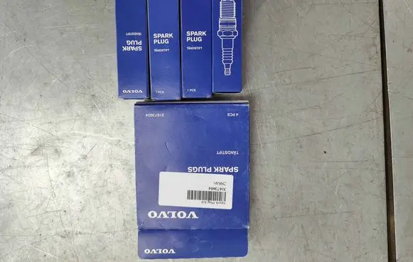 Volvo XC60 Spark plug 31673604 31380014 32290011
