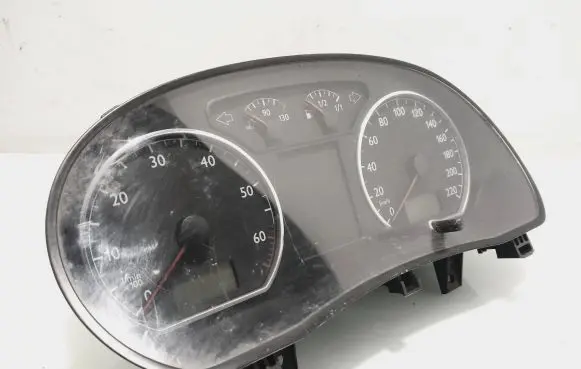 Volkswagen Polo IV 9N3 Speedometer (instrument cluster) 6Q0920821