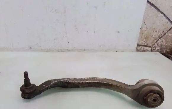 Audi A4 S4 B7 8E 8H Front lower control arm/wishbone