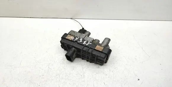 BMW 3 E90 E91 Turbine electric control actuator 6NW010099 4933519400