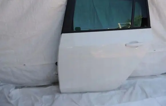 Opel Zafira C Rear door