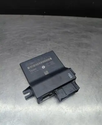 Audi A6 S6 C6 4F Gateway control module 4F0907468D