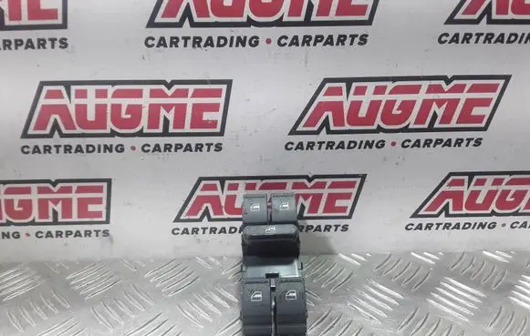 Volkswagen PASSAT B6 Electric window control switch 1K4959857