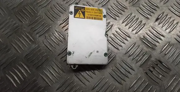 Mercedes-Benz E W211 Headlight ballast module Xenon 5DV00829000