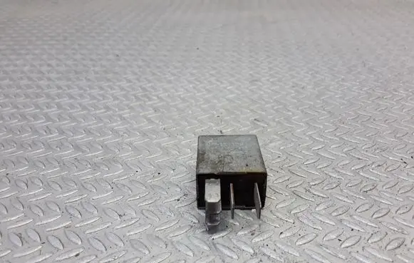 Renault Espace III Other relay 6025111584A