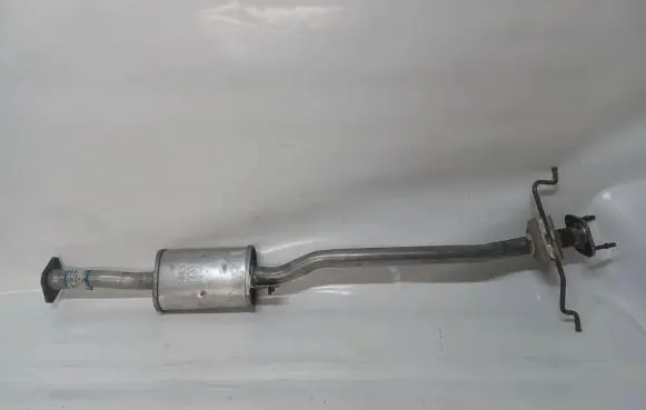 Mazda 323 Middle muffler/silencer E56740300C