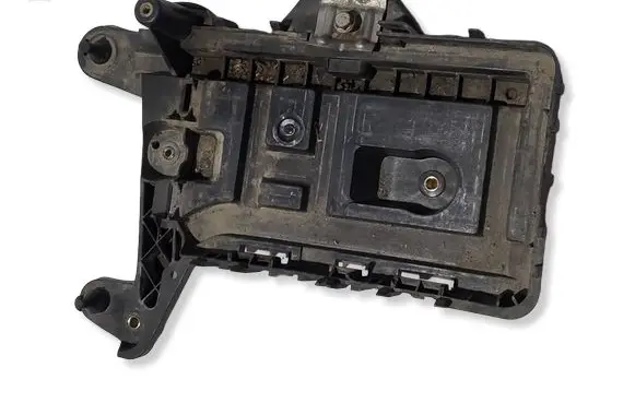 Volkswagen Sharan Battery tray 1K0915333