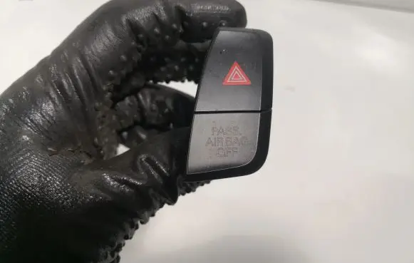 Audi A5 Sportback 8TA Hazard light switch 8K2941509A