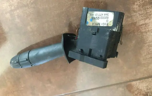Multifunctional control switch/knob