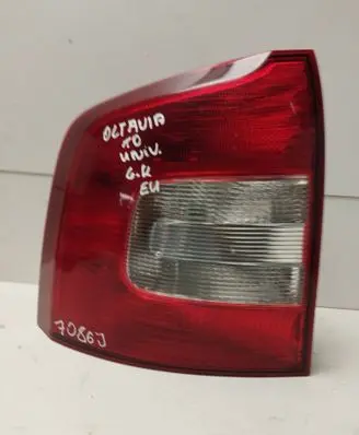Skoda Octavia Mk2 (1Z) Rear/tail lights 1Z9945095A