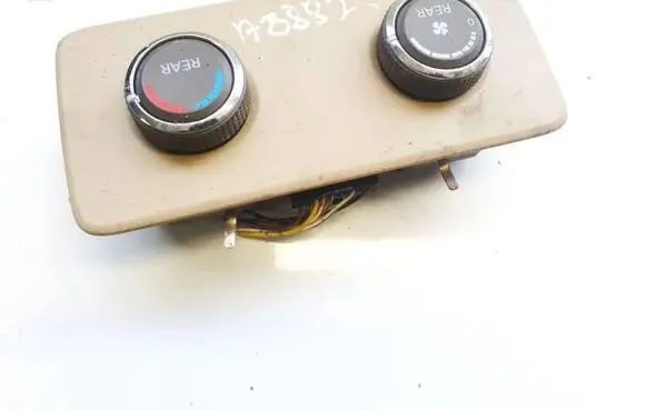 Nissan Quest Climate control unit