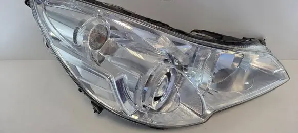 Subaru Outback Headlight/headlamp