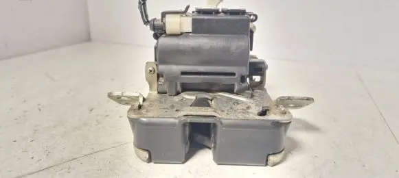 Mitsubishi Colt Tailgate/trunk/boot lock/catch/latch Mr959199