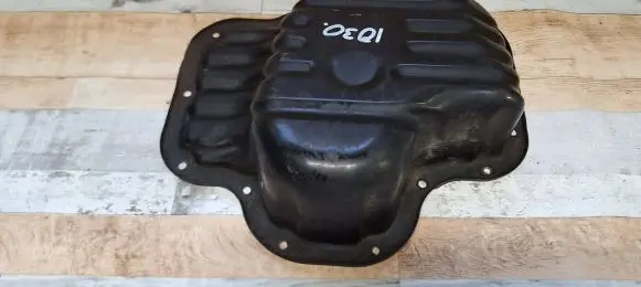 Toyota Avensis T220 Oil sump 