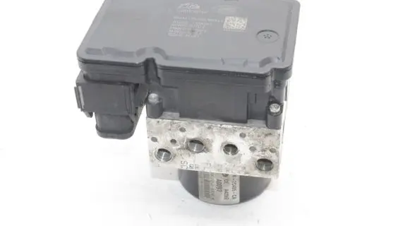 Land Rover Freelander 2 - LR2 ABS Pump AG9N2C405CA