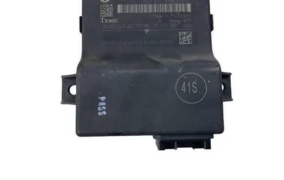 Audi Q3 8U Gateway control module 8U0907468AC