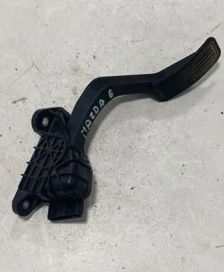 Mazda 6 Accelerator throttle pedal 1988003400 07G081064A4
