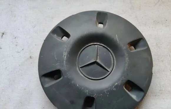 Mercedes-Benz Vito Viano W639 Original wheel cap A9064010025 ZGS003Q002