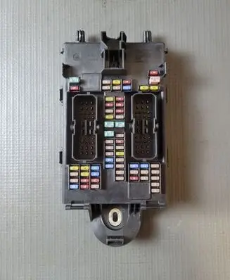 Volvo V90 Cross Country Fuse module 32142591