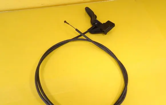 Opel Corsa C Engine bonnet (hood) release handle 09114321