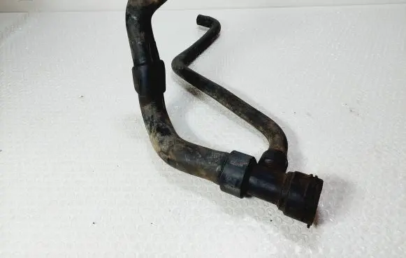 Audi A4 S4 B5 8D Engine coolant pipe/hose 8D0121055G