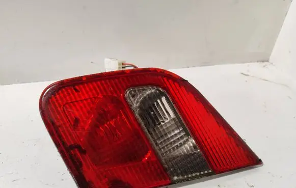 Mitsubishi Carisma Tailgate rear/tail lights 151208